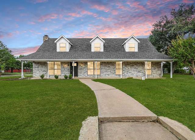 Property at 305 Amoret Cir, Anna, TX 75409, 4 beds, 2 baths