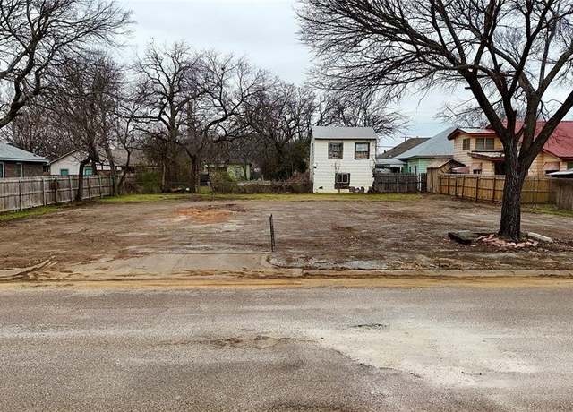 Property at 617 E Willingham St, Cleburne, TX 76031