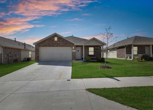 Property at 14329 Saddlebred Way, Fort Worth, TX 76052, 3 beds, 2 baths