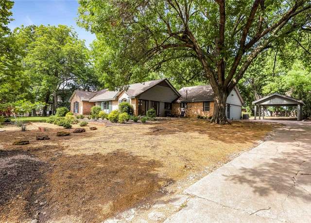 Property at 205 N College St, Mckinney, TX 75069, 4 beds, 3 baths