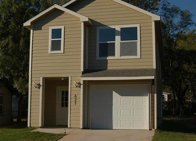 Property at 621 E Murray St, Denison, TX 75021, 4 beds, 2.5 baths