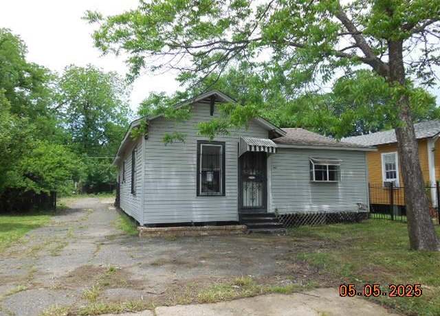 Property at 1436 W 58th St, Shreveport, LA 71108, 3 beds, 1 bath