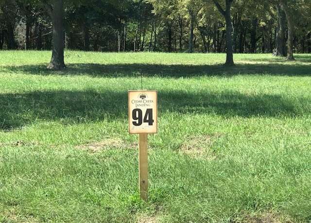 Property at 724 Clubview Dr, Kemp, TX 75143