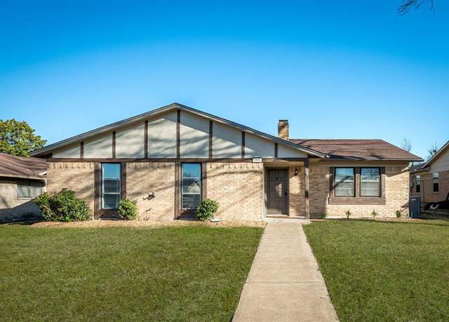 Property at 1801 Glouchester Dr, Garland, TX 75044, 3 beds, 2 baths