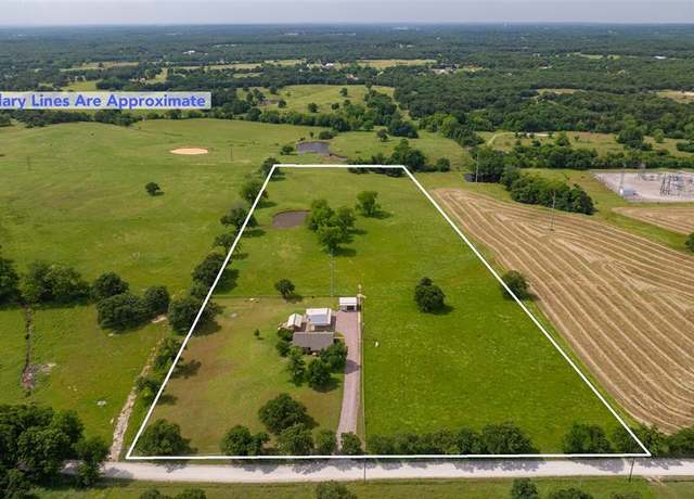 Property at 368 Hawkins Rd, Whitesboro, TX 76273, 3 beds, 2 baths