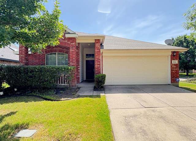 Property at 800 Warbler, Aubrey, TX 76227, 3 beds, 2 baths