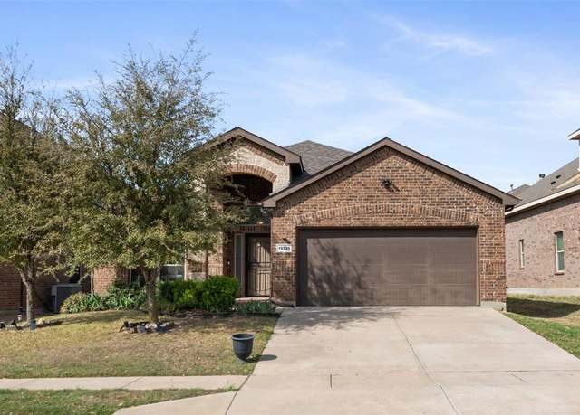 Property at 15725 Carlton Oaks Dr, Fort Worth, TX 76177, 3 beds, 2 baths