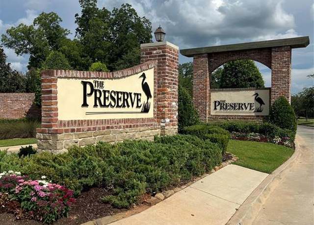 Property at 142 Cullom Dr, Bossier City, LA 71112, 3 beds, 2 baths