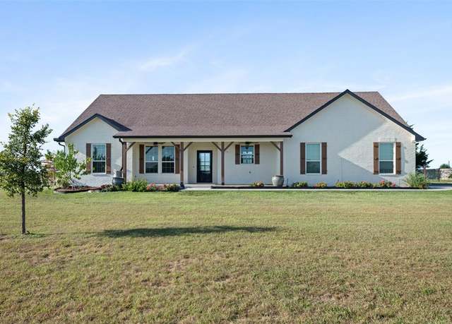 Property at 2060 Melton Rd, Sanger, TX 76266, 3 beds, 2.5 baths