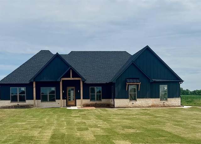 Property at 421 Schneider Rd, Sherman, TX 75090, 3 beds, 2.5 baths