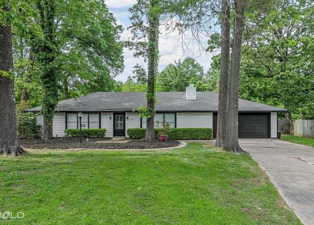 Property at 101 Elmview Ln, Haughton, LA 71037, 3 beds, 2 baths