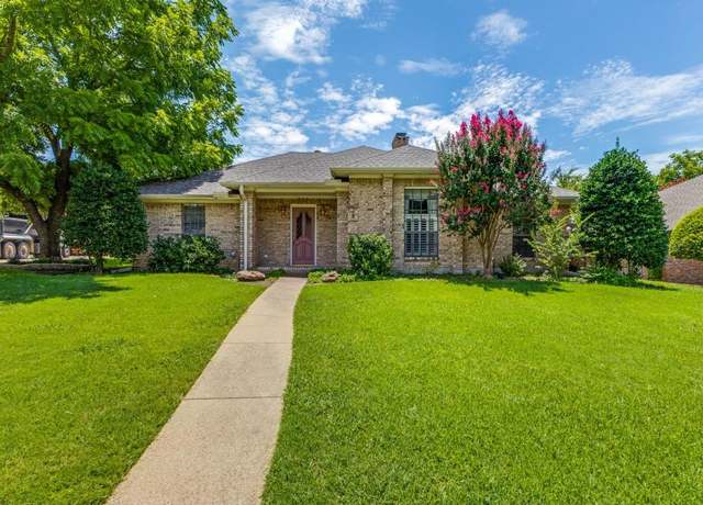 Property at 703 Lake Meadows Dr, Rockwall, TX 75087, 3 beds, 2 baths