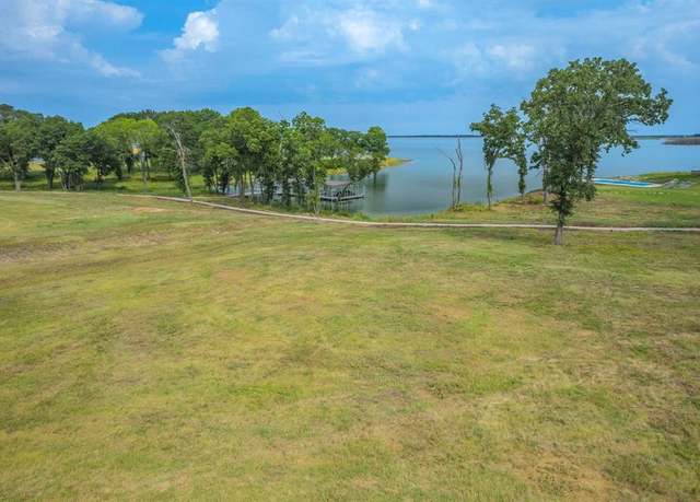 Property at 680 Peninsula Dr, Honey Grove, TX 75446