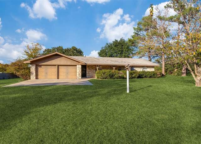 Property at 1425 Swiney Hiett Rd, Kennedale, TX 76060, 3 beds, 2 baths