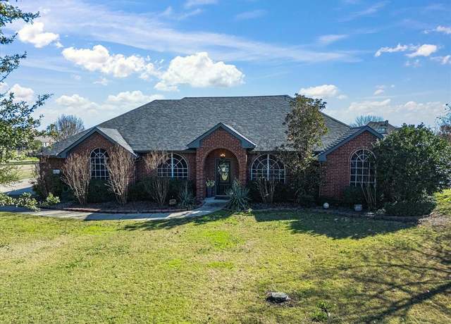 Property at 10325 E Clover Ln, Forney, TX 75126, 4 beds, 3 baths