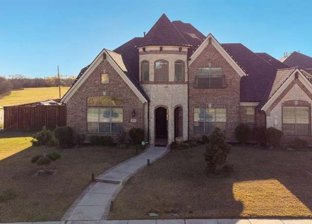 Property at 2614 Chesterfield Rd, Garland, TX 75043, 4 beds, 4 baths