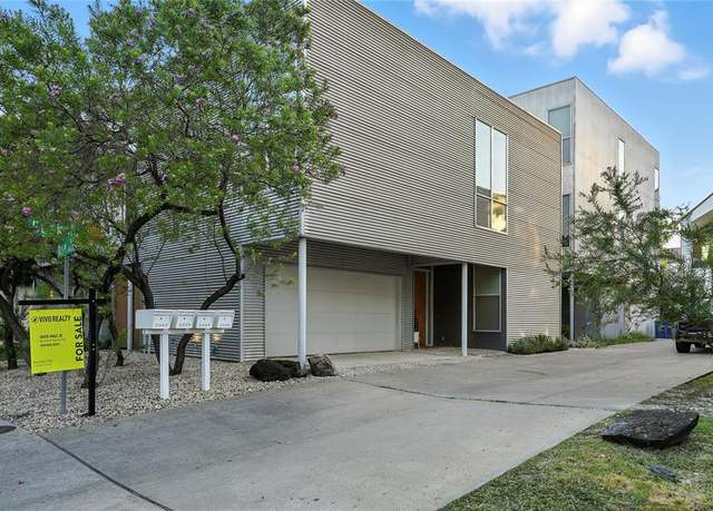Property at 2325 Rusk Pl, Dallas, TX 75204, 2 beds, 2.5 baths