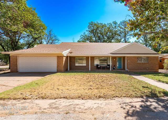 Photo of 202 S Lawrence St, Roby, TX 79543