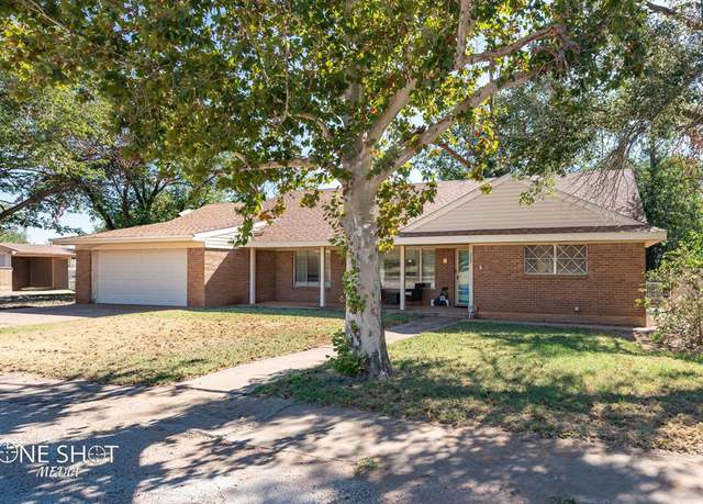 Photo of 202 S Lawrence St, Roby, TX 79543