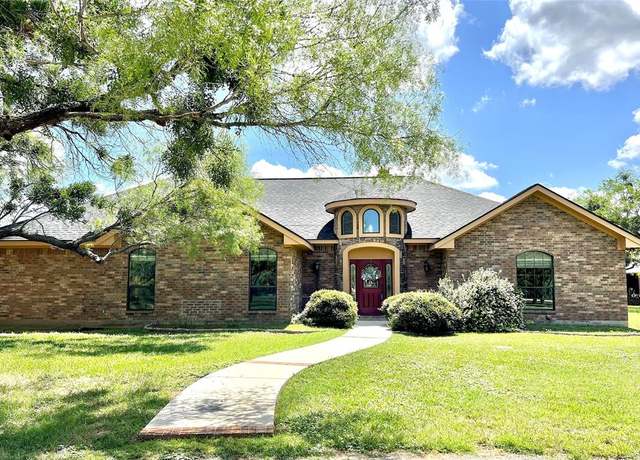 Property at 175 Mesquite Dr, Early, TX 76802, 4 beds, 2.5 baths