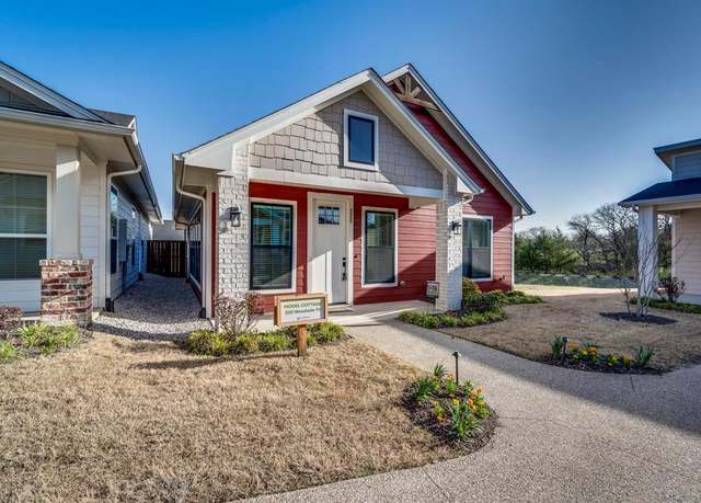 Property at 320 Woodside Trl, Waxahachie, TX 75165, 2 beds, 1 bath