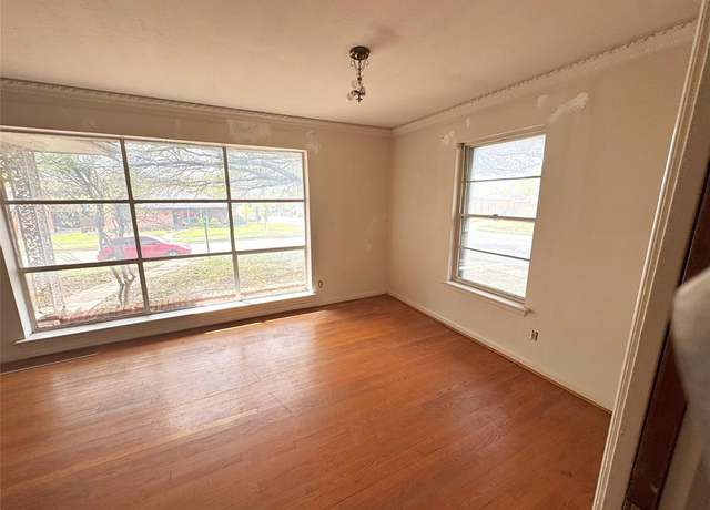 Property at 1905 Province Ln, Dallas, TX 75228, 2 beds, 2 baths