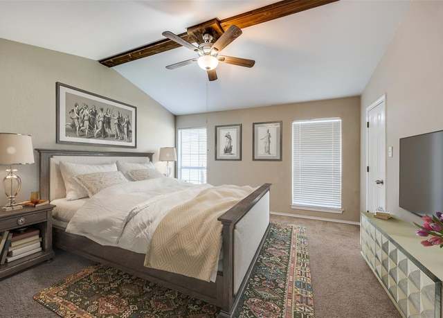 Property at 4067 Beltway Dr #101, Addison, TX 75001, 2 beds, 1.5 baths