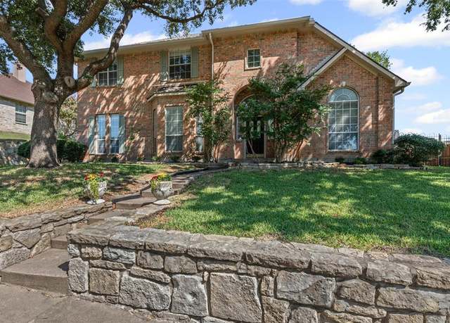 Property at 5105 Natchez Dr, Rowlett, TX 75088, 4 beds, 3 baths