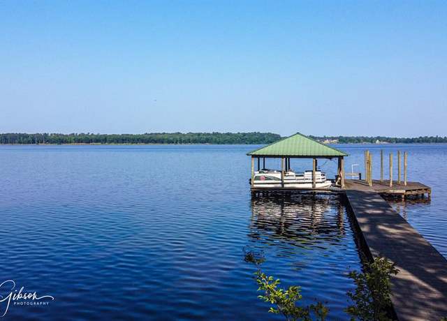 Property at 947 Judy Ln, Benton, LA 71006, 8 beds, 6 baths
