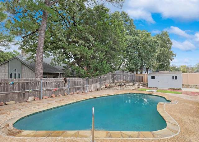 Property at 3112 Hazlewood Ct, Bedford, TX 76021, 3 beds, 2.5 baths