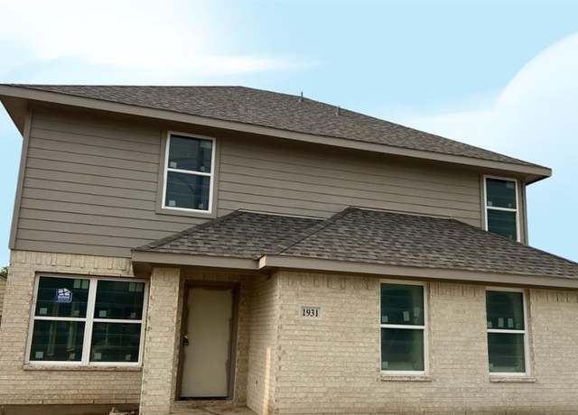 Property at 1931 Danube, Dallas, TX 75203, 4 beds, 2.5 baths