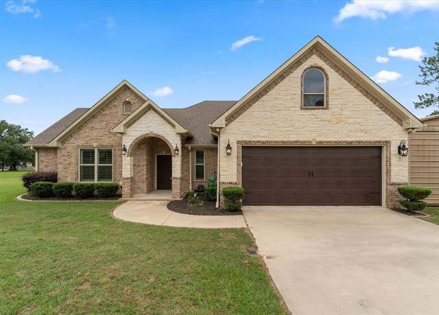 Property at 310 Rosewood, Mount Pleasant, TX 75455, 4 beds, 2.5 baths