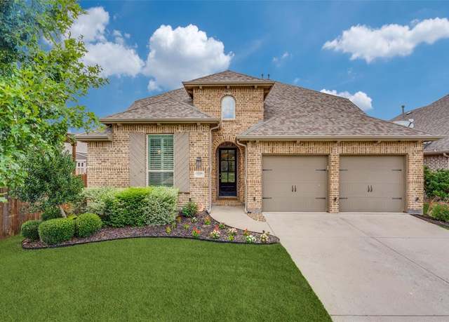 Property at 1137 Olympic Dr, Celina, TX 75009, 4 beds, 3 baths