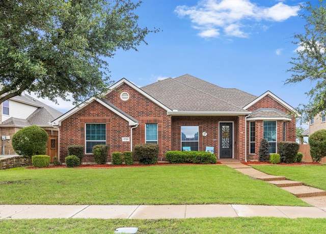 Property at 1728 Teakwood Dr, Wylie, TX 75098, 4 beds, 2 baths