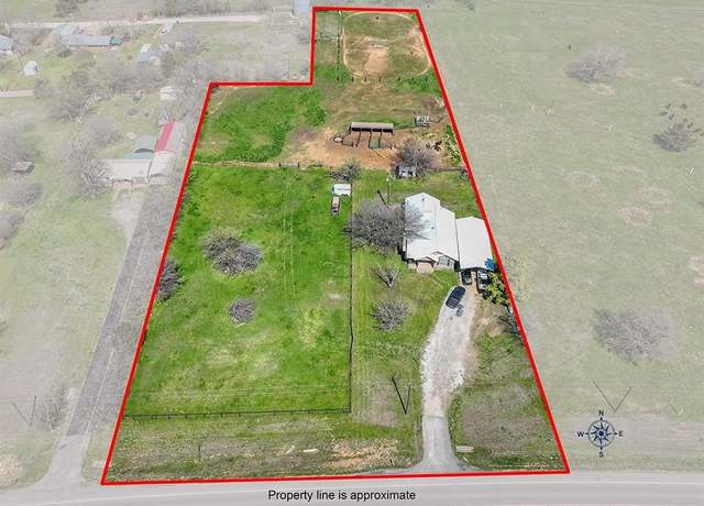 Property at 945 Fm 902, Gainesville, TX 76240, 3 beds, 2.5 baths