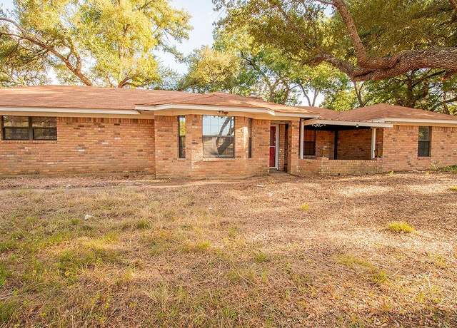 Property at 7909 North River Xing, China Spring, TX 76633, 2 beds, 2 baths