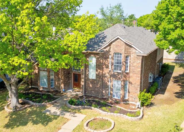 Property at 733 Pine Lakes Dr, Plano, TX 75025, 4 beds, 3.5 baths