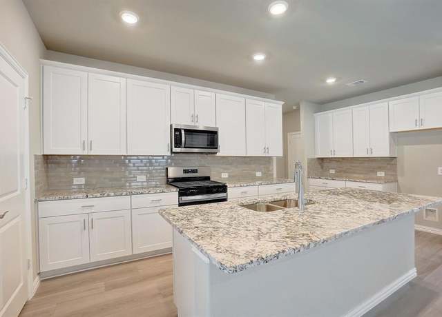 Property at 2520 Peoria Dr, Fort Worth, TX 76179, 4 beds, 3.5 baths