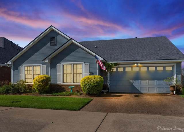 Property at 127 Vidor Ln, Shreveport, LA 71105, 2 beds, 2 baths