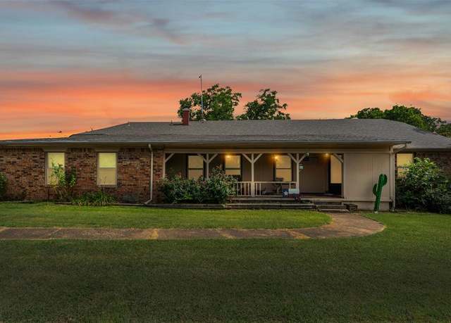 Property at 2200 County Road 425c, Cleburne, TX 76031, 3 beds, 2 baths