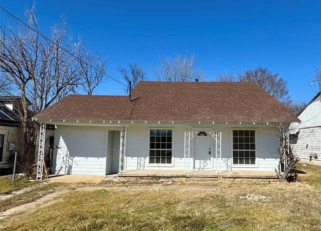 Property at 4305 Panola Ave, Fort Worth, TX 76103, 3 beds, 2 baths