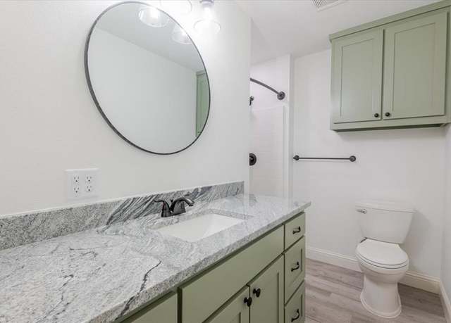 Property at 500 Circle Rd, Mineral Wells, TX 76067, 3 beds, 2 baths