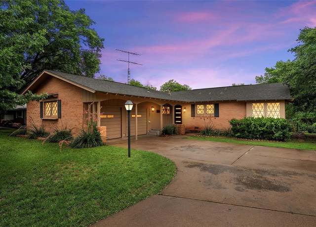 Property at 2607 Glendale Dr, Waco, TX 76710, 3 beds, 2 baths