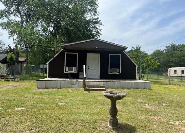 Property at 3052 Vz County Road 3810, Wills Point, TX 75169, 2 beds, 1 bath