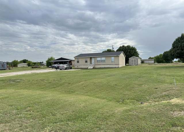 Property at 8600 Field Crest Ct, Alvarado, TX 76009, 3 beds, 2 baths