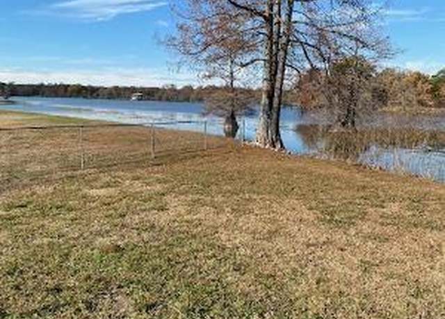 Property at 2900 Lakewood Dr, Shreveport, LA 71107