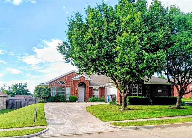 Property at 3510 Pennsylvania Ave, Sachse, TX 75048, 4 beds, 2 baths