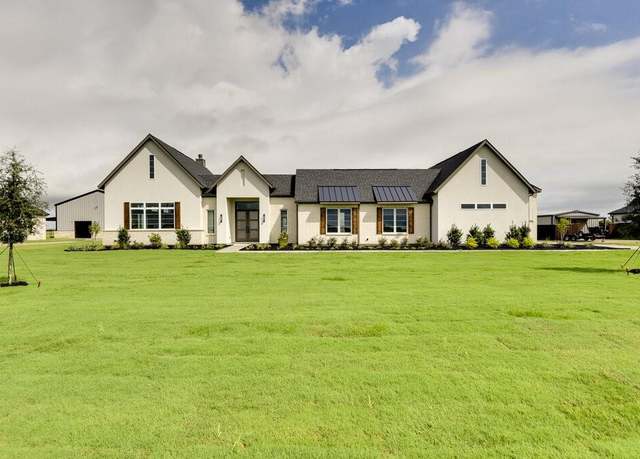 Property at 216 Ozro Rd, Venus, TX 76084, 4 beds, 3.5 baths