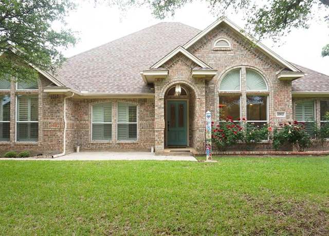 Property at 10913 Fincher Rd, Argyle, TX 76226, 3 beds, 2.5 baths
