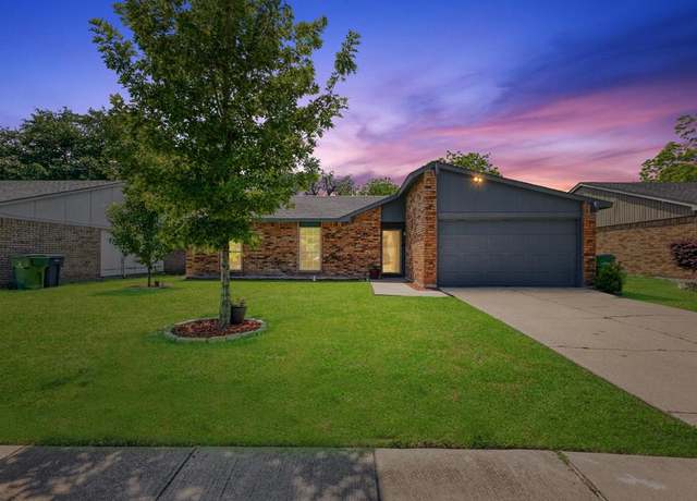 Property at 5601 Briarcrest Dr, Garland, TX 75043, 3 beds, 2 baths
